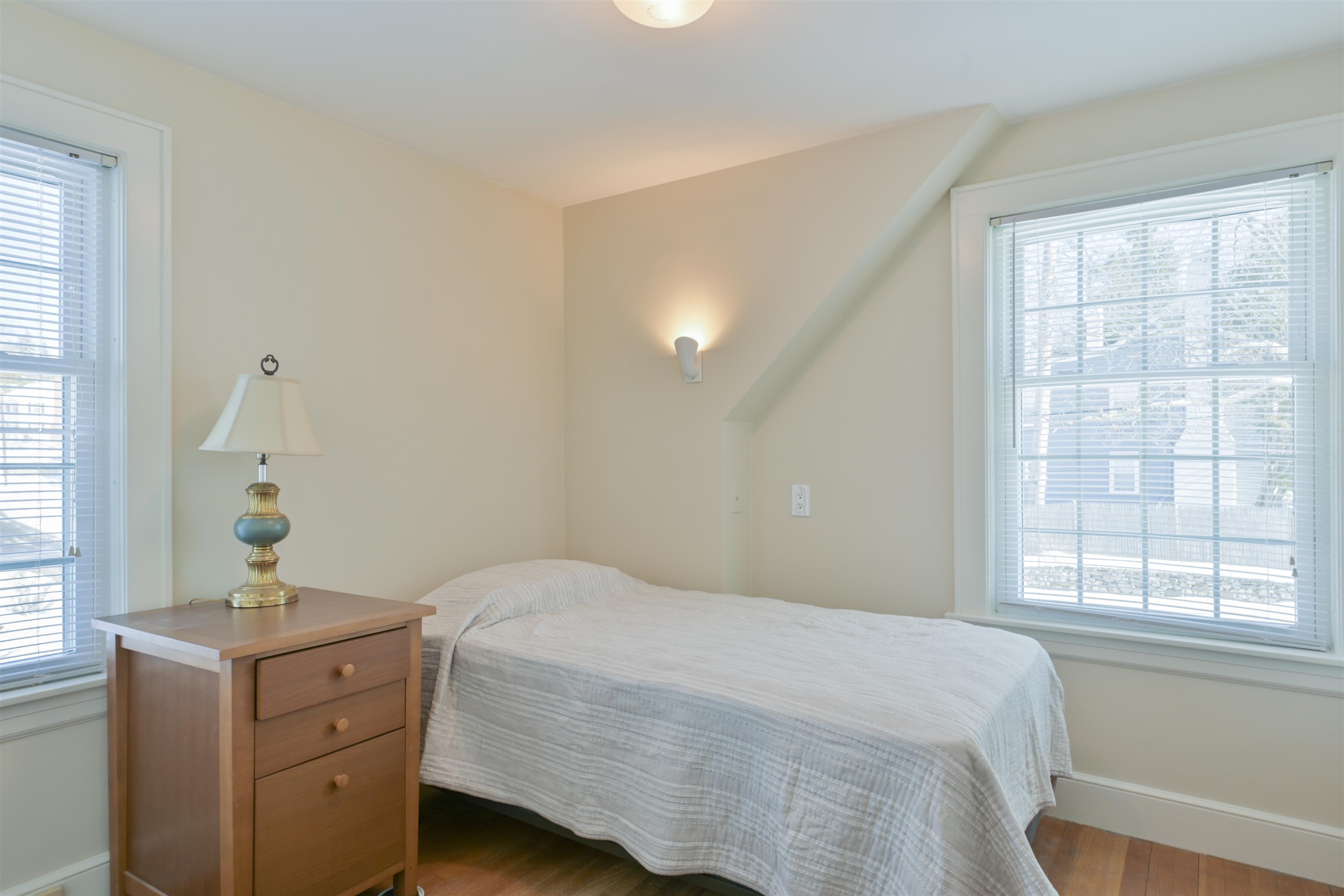 226 North Street Manchester, NH 03104 - Photo 38 of 58