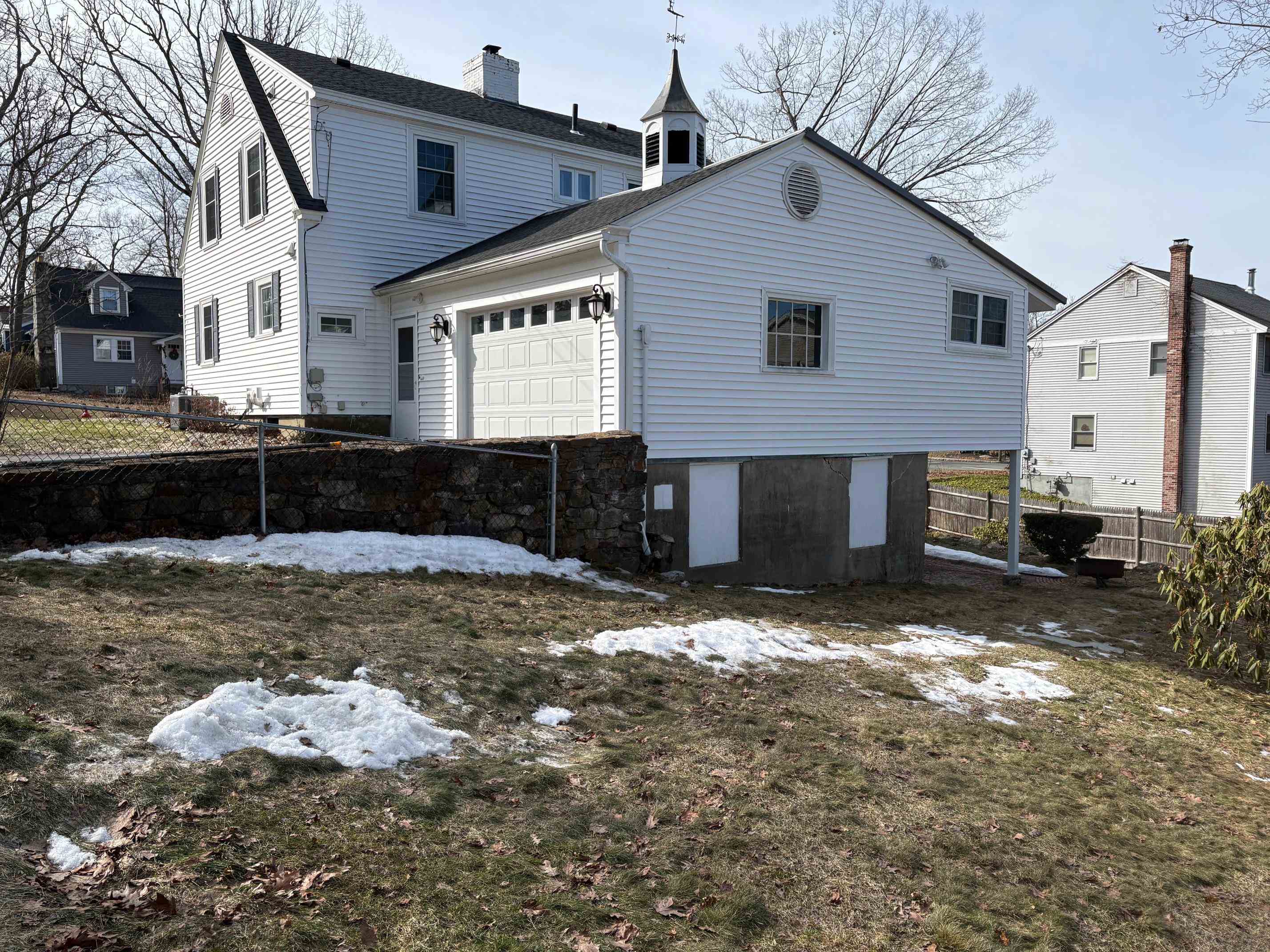 226 North Street Manchester, NH 03104 - Photo 4 of 58