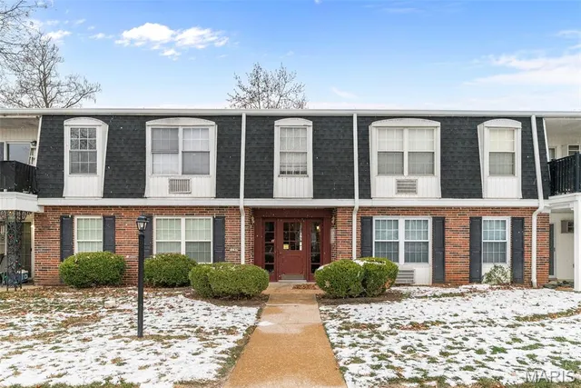$90,000 | 1745 Herault Place, Unit B, St. Louis, MO 63125