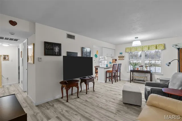 $90,000 | 1745 Herault Place, Unit B, St. Louis, MO 63125