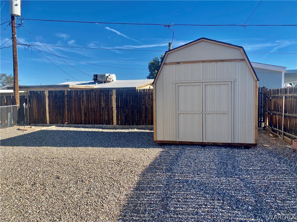 1934 Riverside Drive Bullhead City, AZ 86442 - Photo 18 of 19