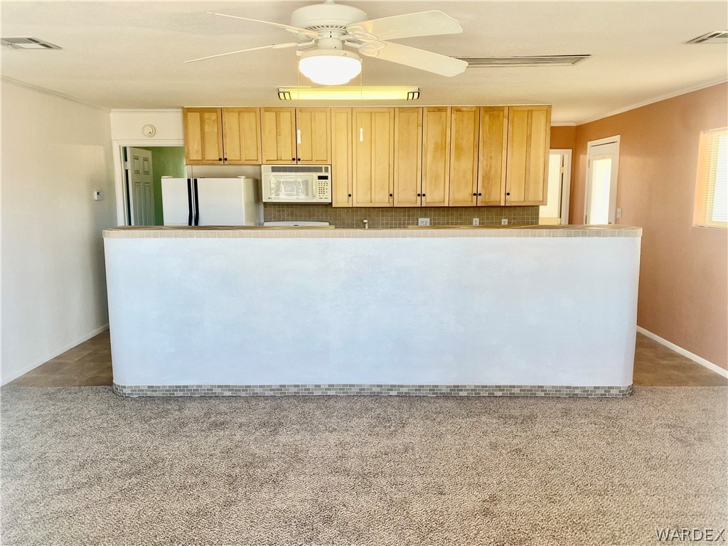 1934 Riverside Drive Bullhead City, AZ 86442 - Photo 3 of 19