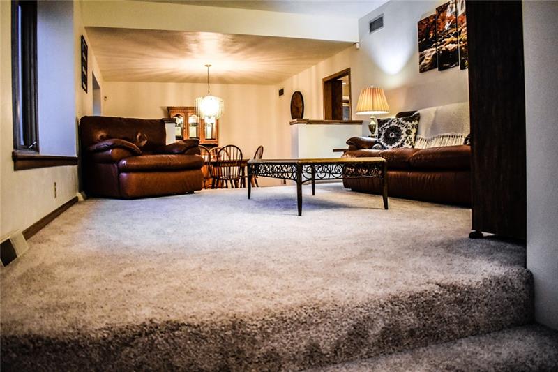 28 Renaissance Drive Irwin, PA 15642 - Photo 2 of 24 Gallery Image 2