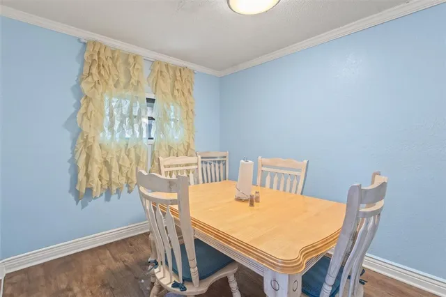 $250,000 | 102 Northeast Murphy Road, Burleson, TX 76028