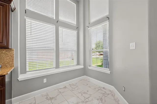 $2,800 | 15222 Harlin, Cove, TX 77523