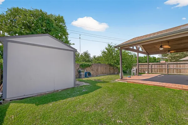 $2,600 | 15222 Harlin, Cove, TX 77523