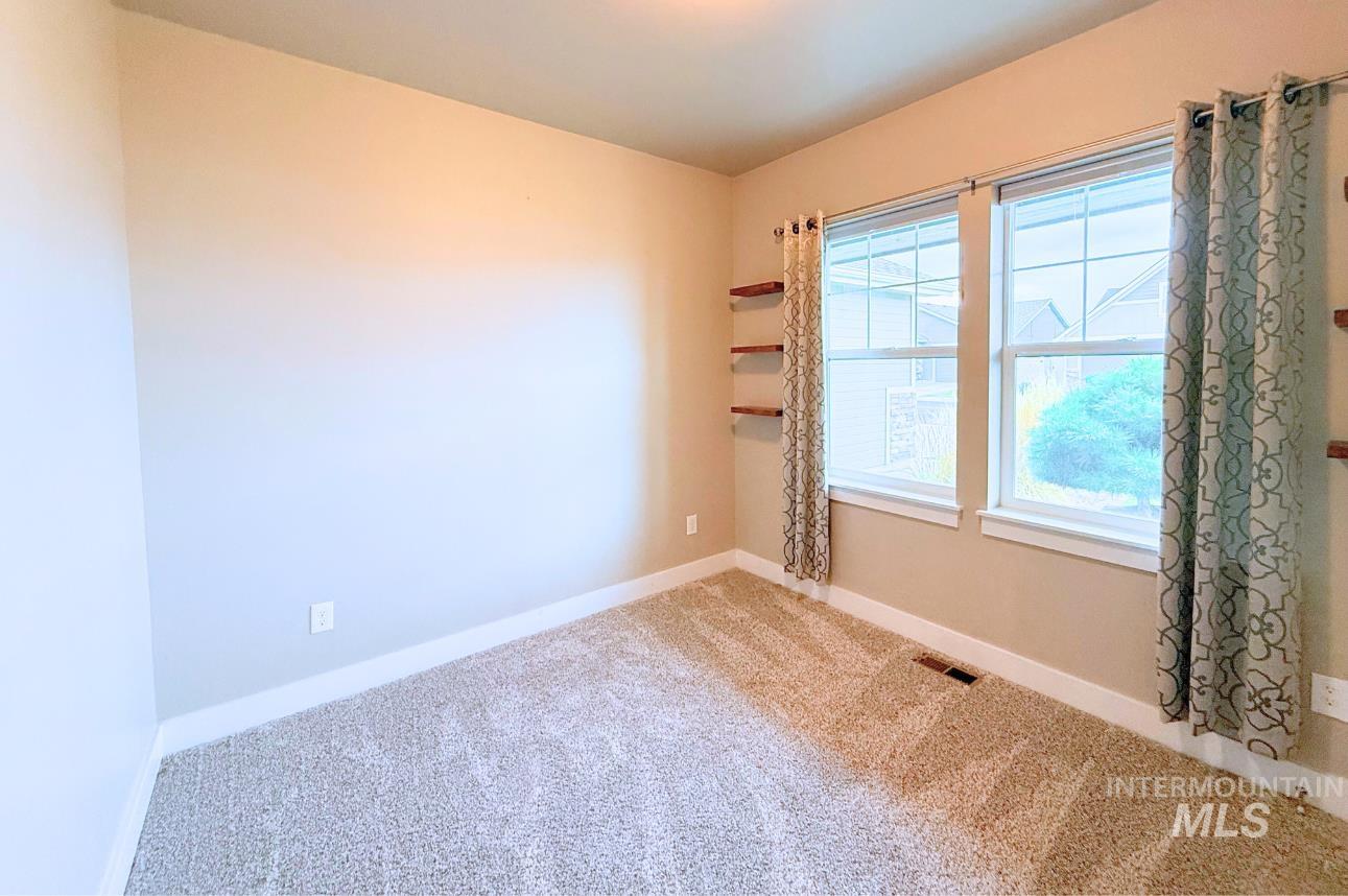 905 Birchton Loop Twin Falls, ID 83301 - Photo 17 of 38