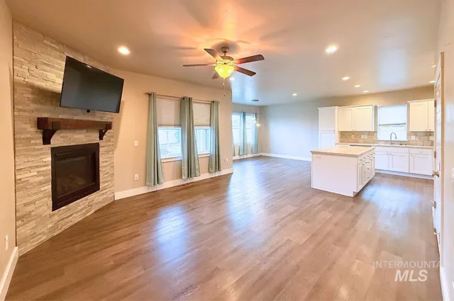 $445,000 | 905 Birchton Loop, Twin Falls, ID 83301