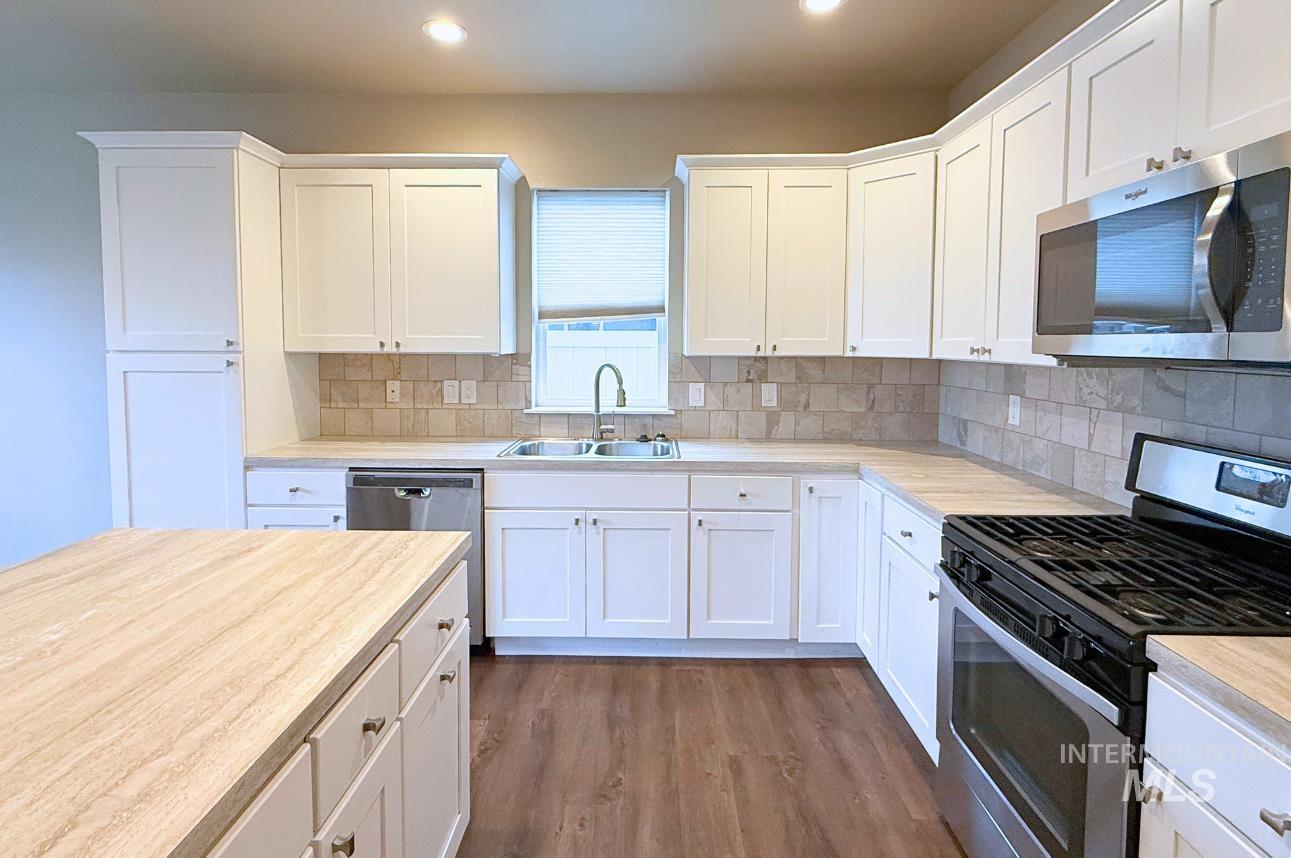 905 Birchton Loop Twin Falls, ID 83301 - Photo 9 of 38