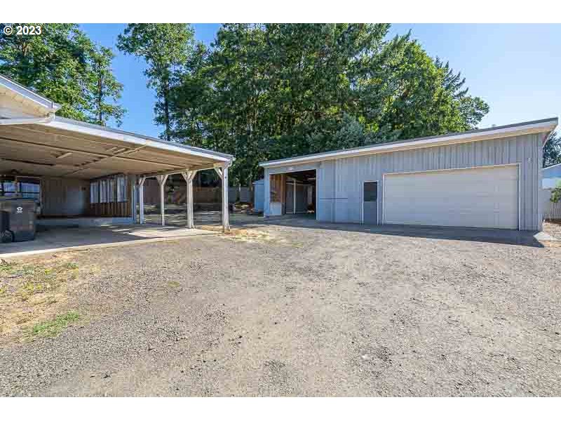 438 Northwest Douglas Street Dallas, OR 97338 - Photo 6 of 43