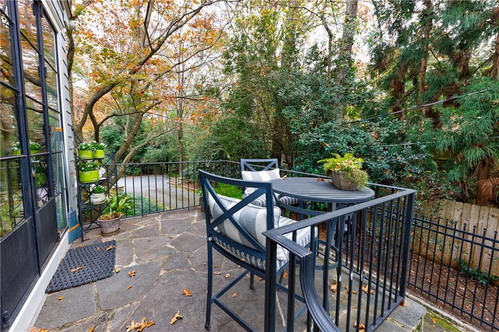 2966 Howell Mill Road Northwest Atlanta, GA 30327 - Photo 23 of 97