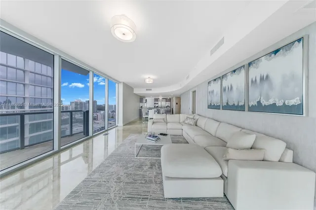 $16,850 | 17001 Collins Avenue, Unit 2401, Sunny Isles Beach, FL 33160