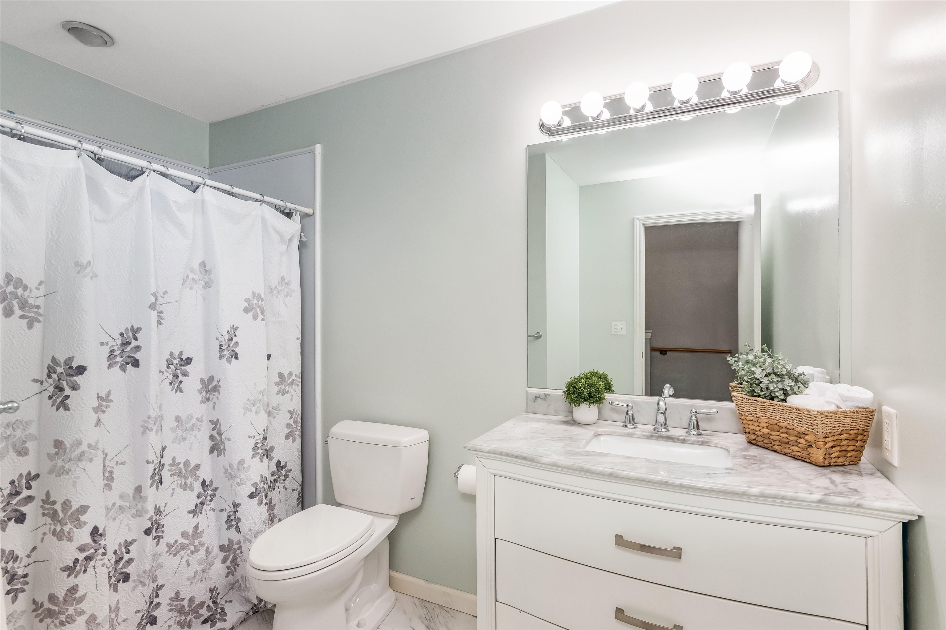 165 Rivers Edge Drive, Unit 165 Burlington, VT 05408 - Photo 31 of 40 Gallery Image 31