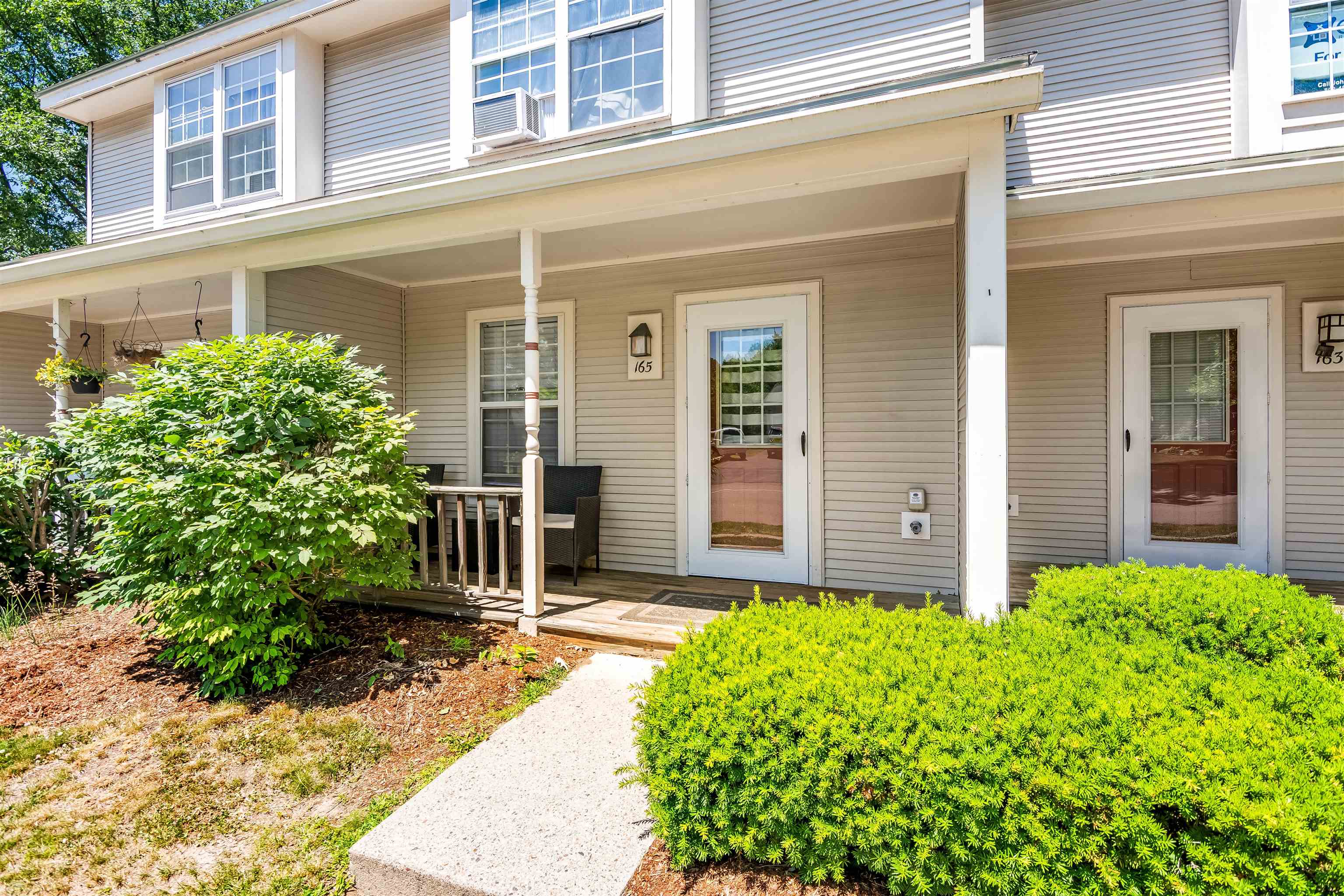 165 Rivers Edge Drive, Unit 165 Burlington, VT 05408 - Photo 4 of 40 Gallery Image 4