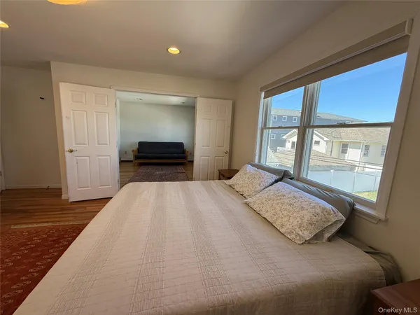 $17,000 | 227 West Pine Street, Long Beach, NY 11561