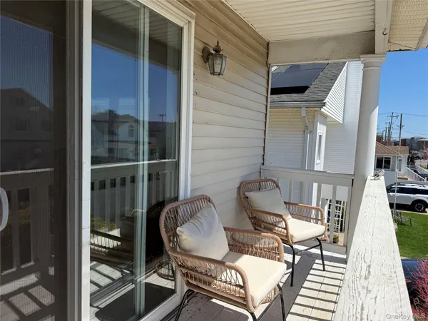 $17,000 | 227 West Pine Street, Long Beach, NY 11561