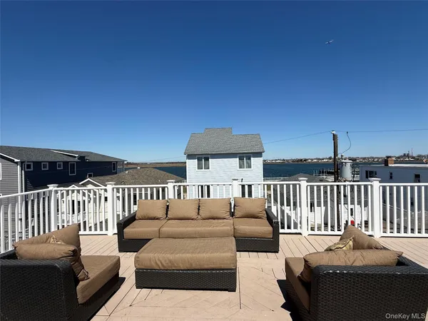 $17,000 | 227 West Pine Street, Long Beach, NY 11561