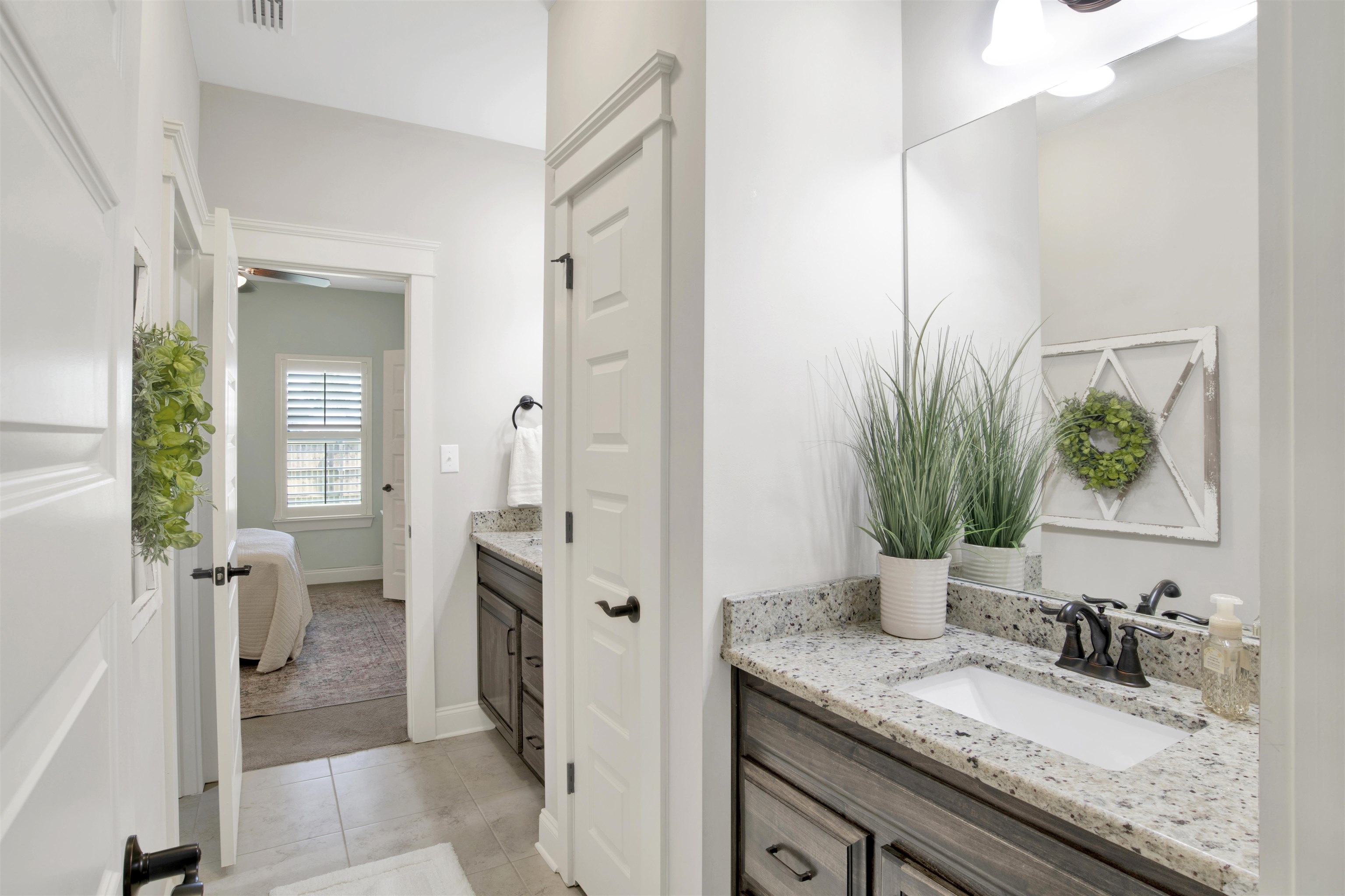 8795 Rosedown Lane Daphne, AL 36526 - Photo 25 of 48
