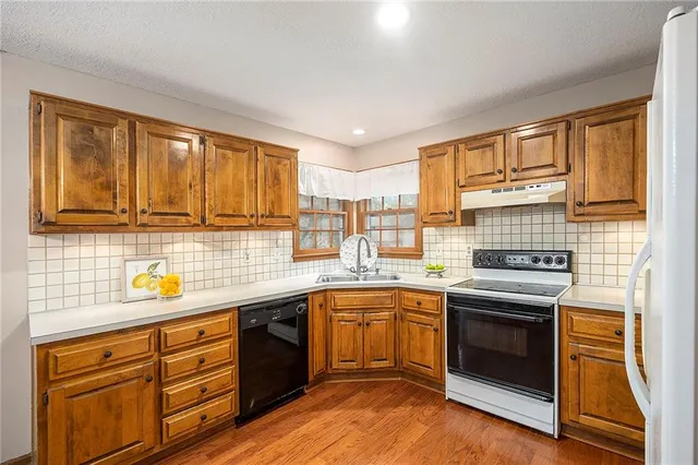 $329,000 | 12537 South Brougham Drive, Olathe, KS 66062