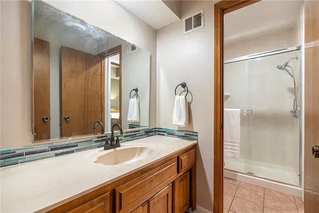 $329,000 | 12537 South Brougham Drive, Olathe, KS 66062