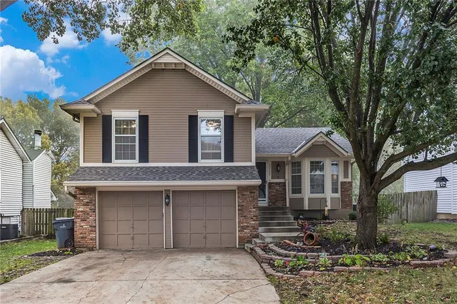 $329,000 | 12537 South Brougham Drive, Olathe, KS 66062