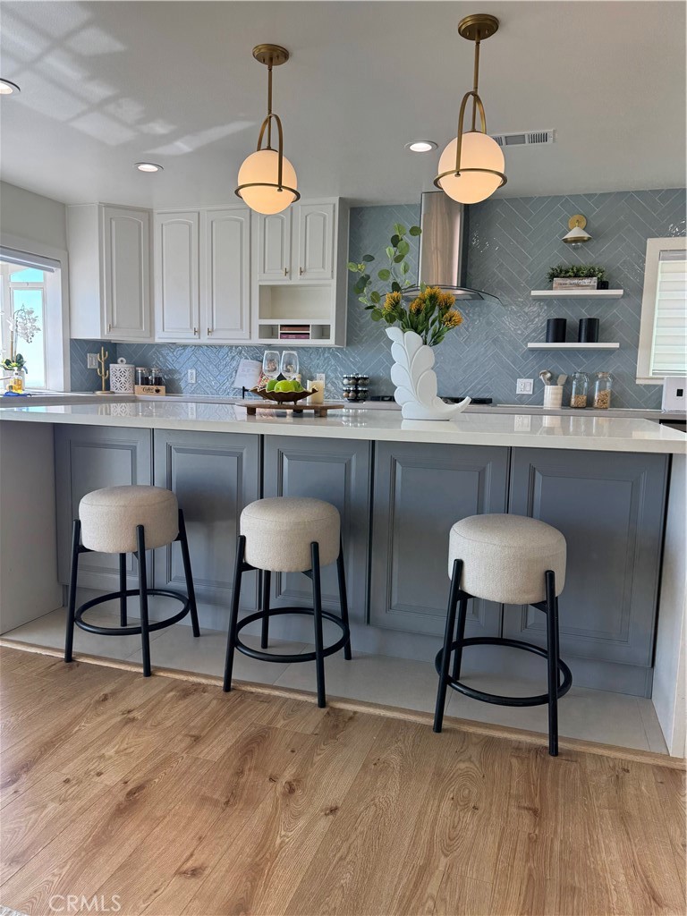30902 Rue De La Pierre Rancho Palos Verdes, CA 90275 - Photo 29 of 66 Breakfast bar at kitchen island
