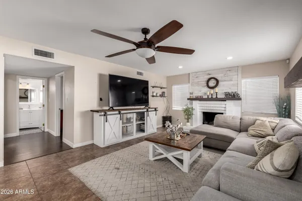 $585,000 | 4046 West Avenida Del Sol, Glendale, AZ 85310