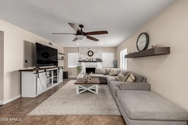 $585,000 | 4046 West Avenida Del Sol, Glendale, AZ 85310