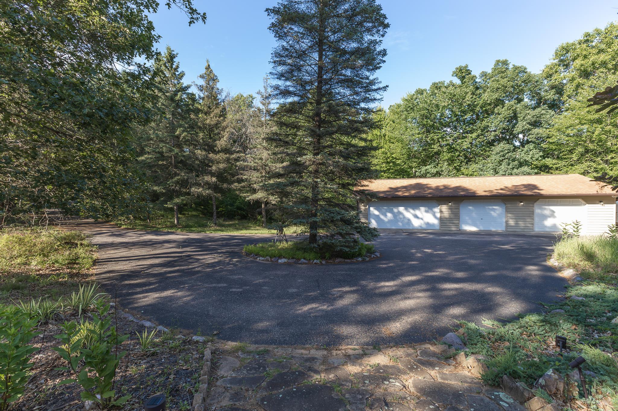 S3255 Buckhorn Road Reedsburg, WI 53959 - Photo 3 of 34