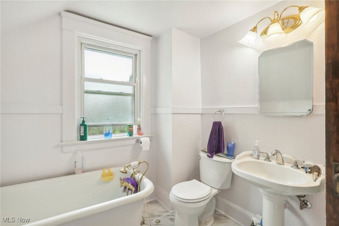 1509 Parkhill Road Cleveland Heights, OH 44121 - Photo 17 of 27