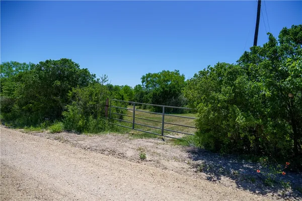 $479,000 | 48-ac County Road 114, George West, TX 78022