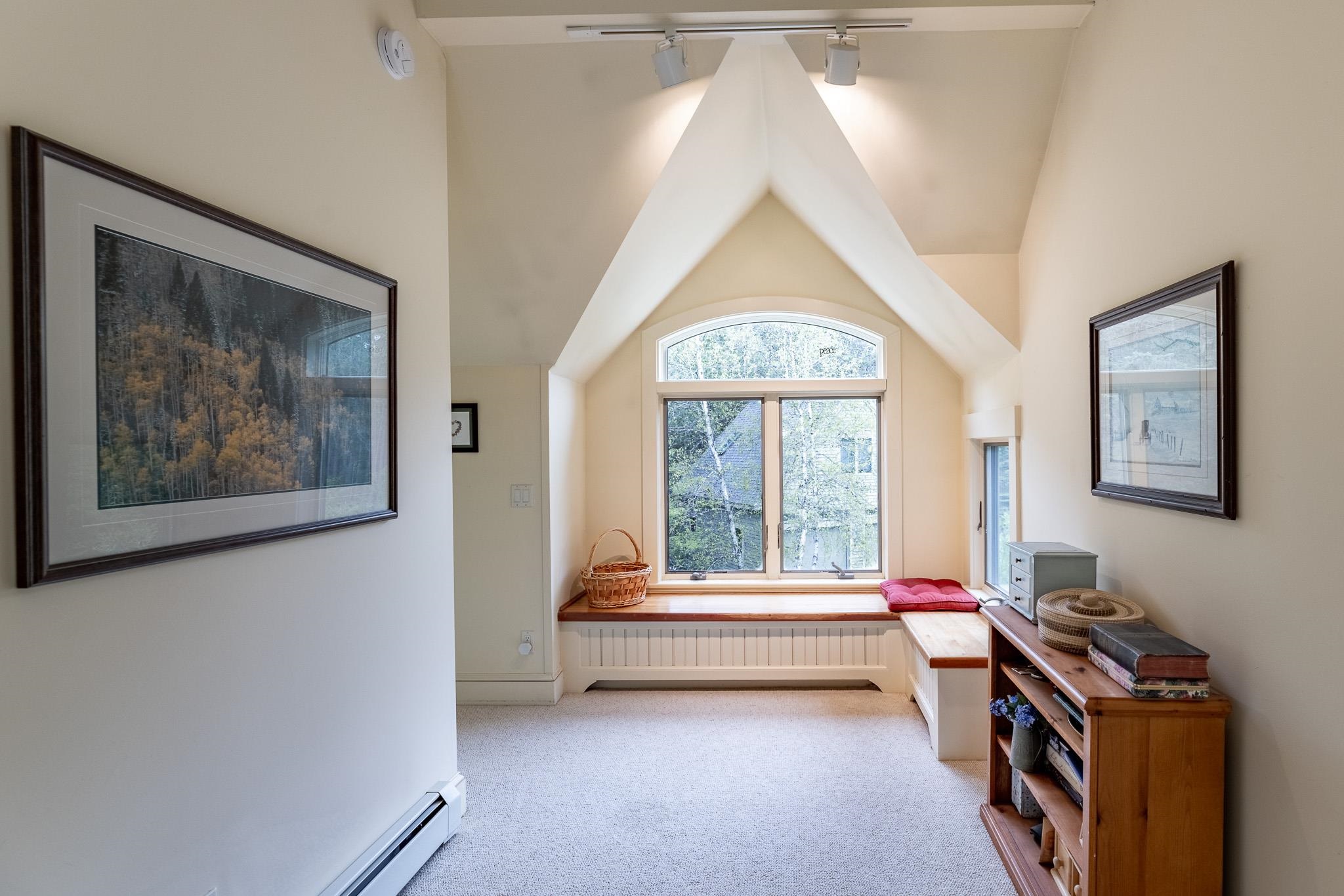 985 Olde Farm Road Grantham, NH 03753 - Photo 15 of 40