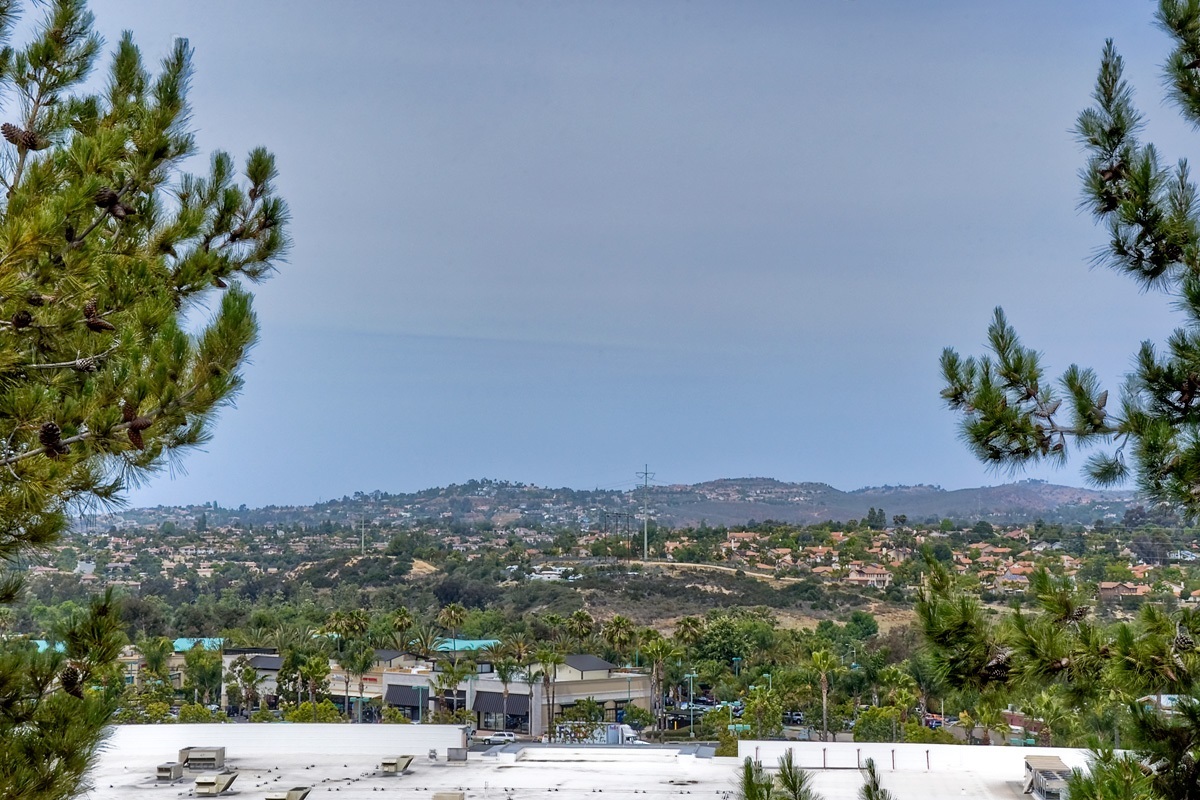 1054 Cottage Way Encinitas, CA 92024 - Photo 23 of 24 Gallery Image 23