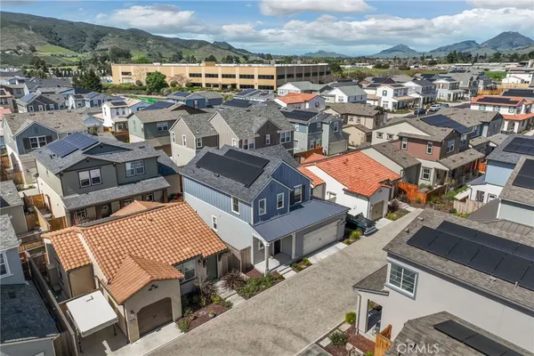 $979,000 | 194 Earthwood Lane, San Luis Obispo, CA 93401