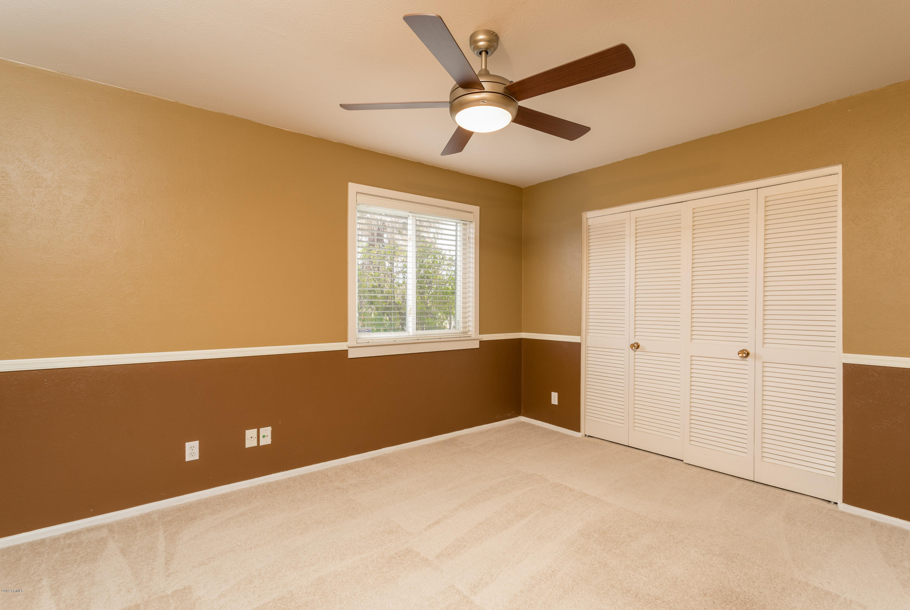 3401 East Mountain View Road Phoenix, AZ 85028 - Photo 11 of 33 AZA_Listing_3401_MountainViewRd_Images-6