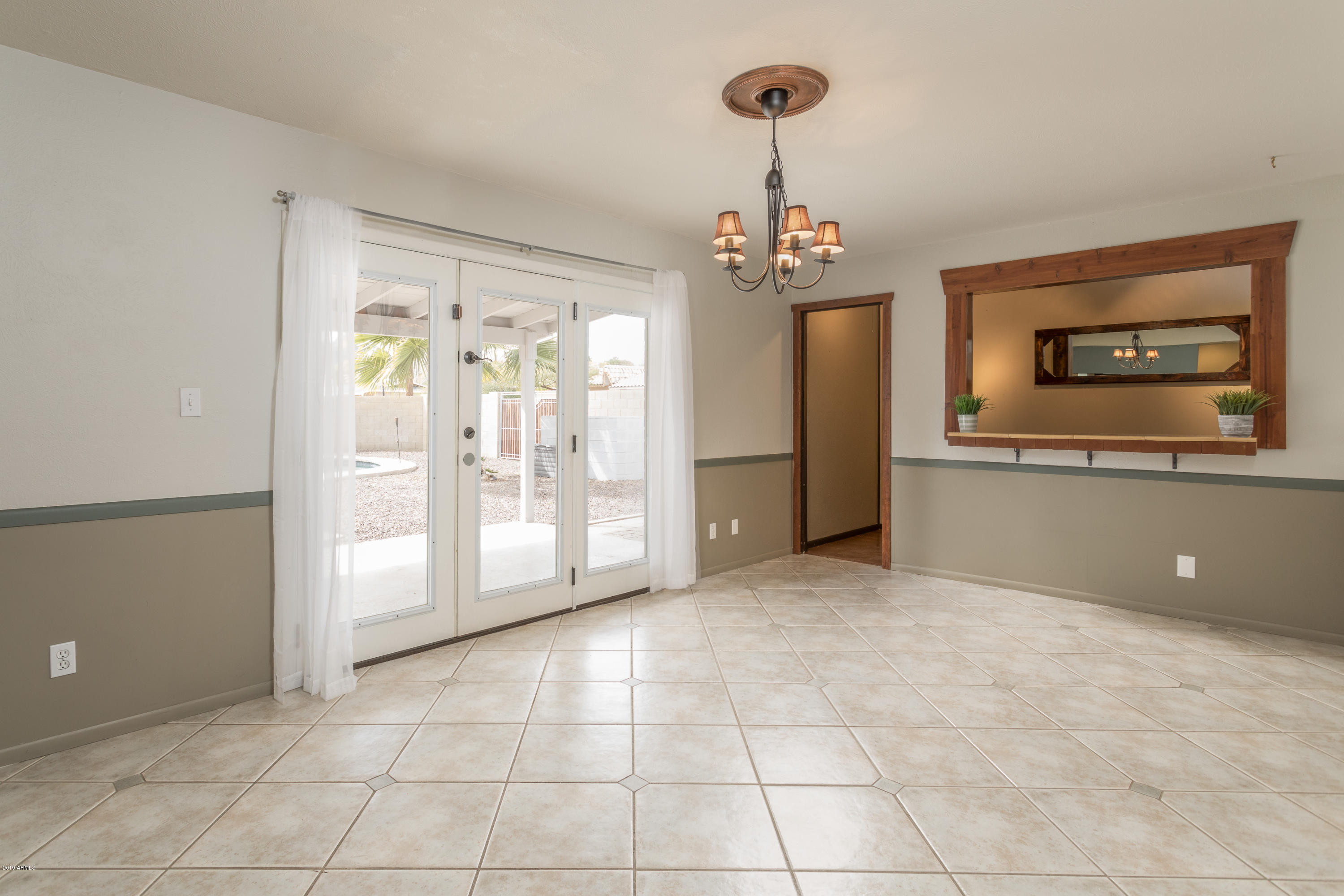 3401 East Mountain View Road Phoenix, AZ 85028 - Photo 10 of 33 AZA_Listing_3401_MountainViewRd_Images-1