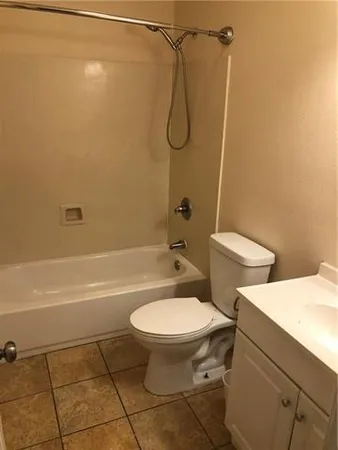 $1,250 | 312 River Ridge Drive, Unit A, Boutte, LA 70039