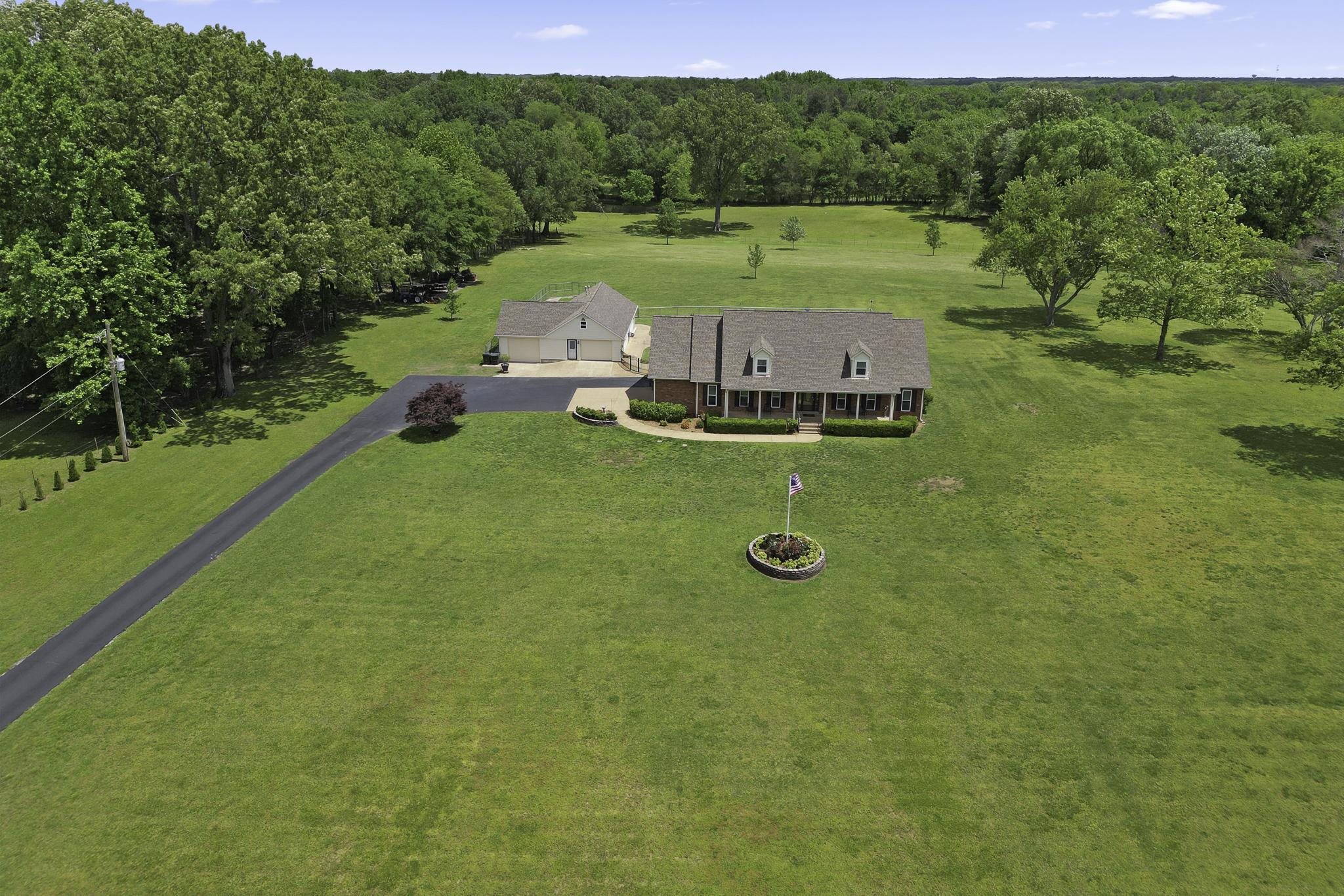 4350 Broadway Road Bartlett, TN 38002 - Photo 1 of 39 Gallery Image 1