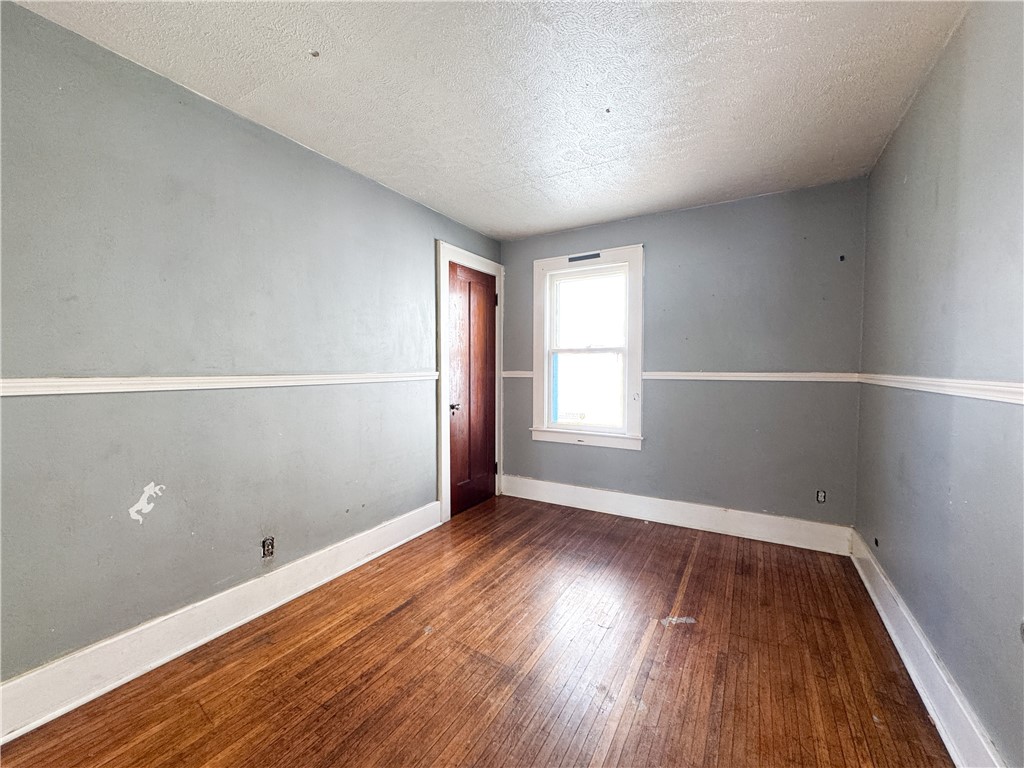 74 Dayton Street Rochester, NY 14621 - Photo 12 of 37