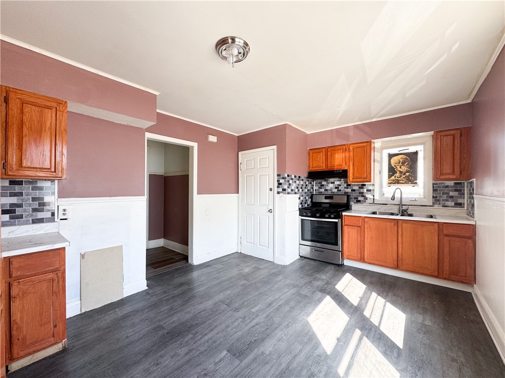 74 Dayton Street Rochester, NY 14621 - Photo 14 of 37