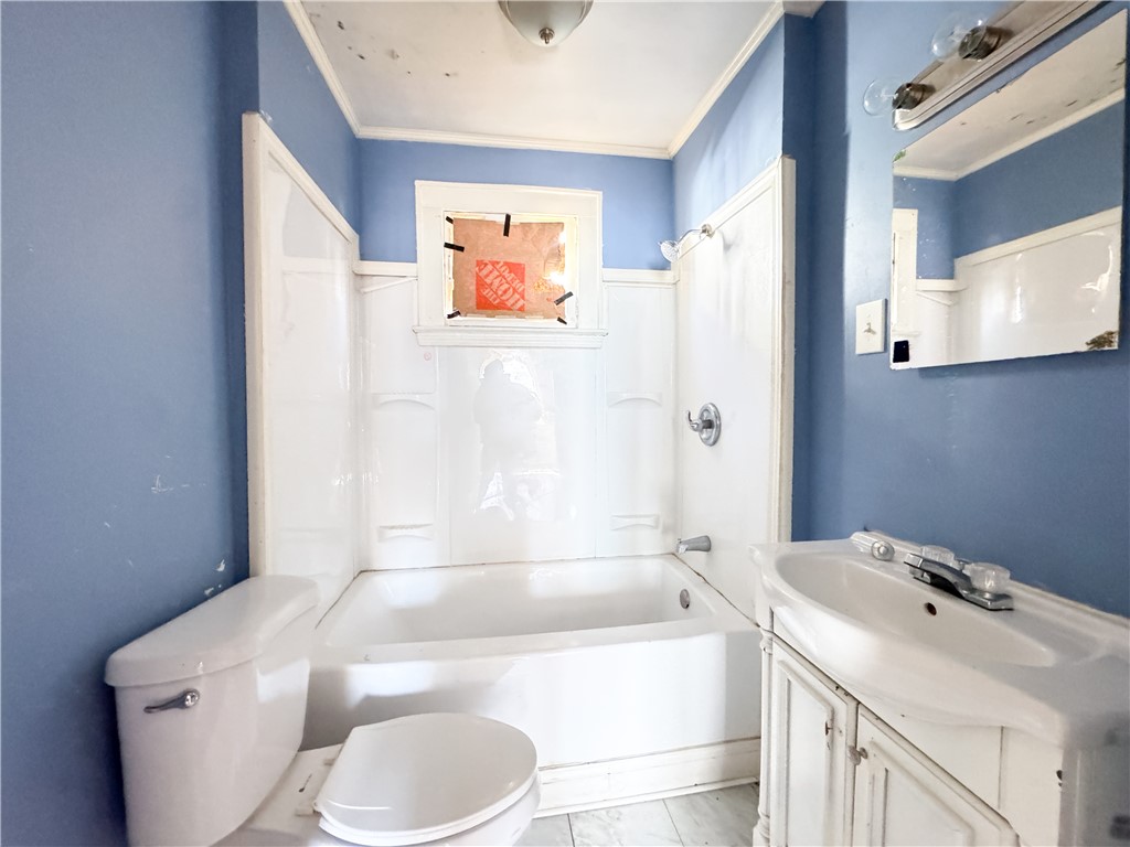 74 Dayton Street Rochester, NY 14621 - Photo 17 of 37