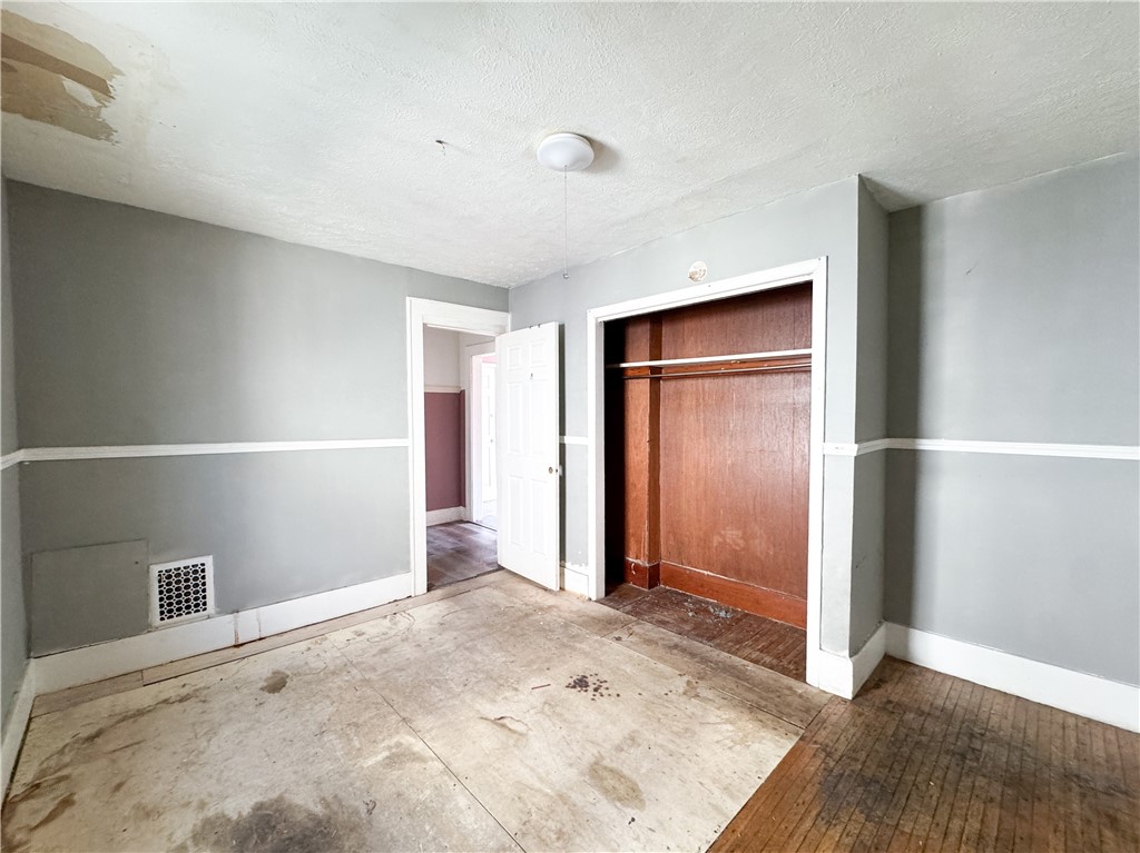 74 Dayton Street Rochester, NY 14621 - Photo 20 of 37