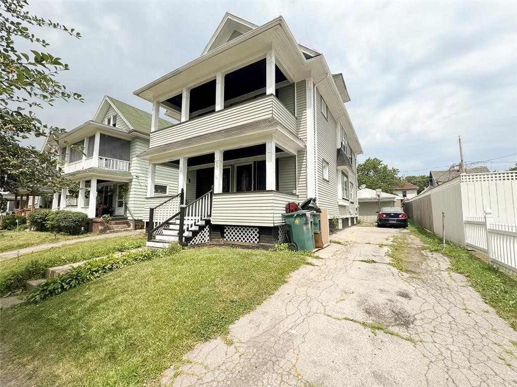 74 Dayton Street Rochester, NY 14621 - Photo 2 of 37