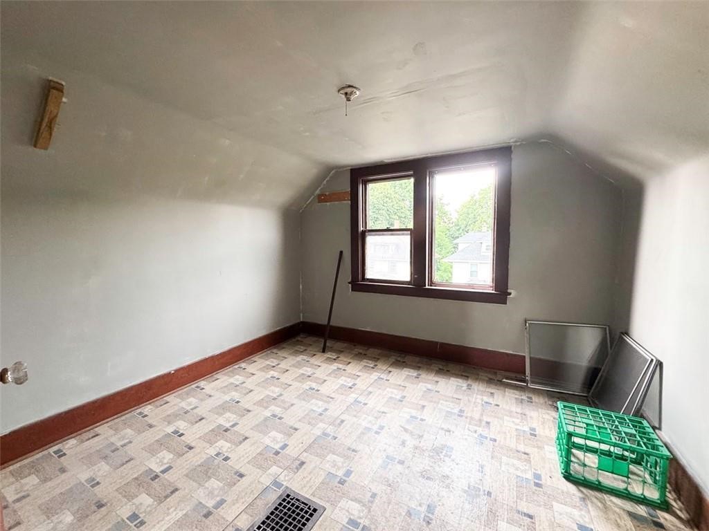 74 Dayton Street Rochester, NY 14621 - Photo 32 of 37