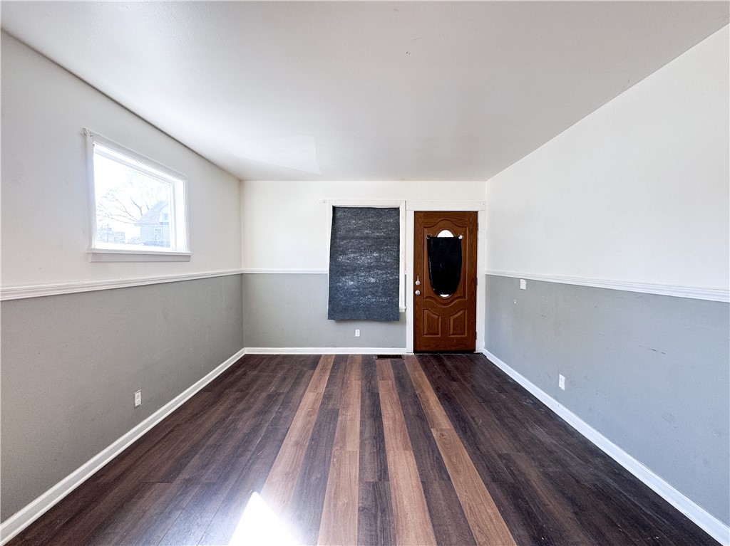 74 Dayton Street Rochester, NY 14621 - Photo 8 of 37