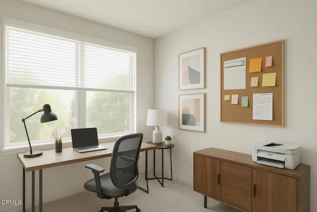 a view of back yard of the house