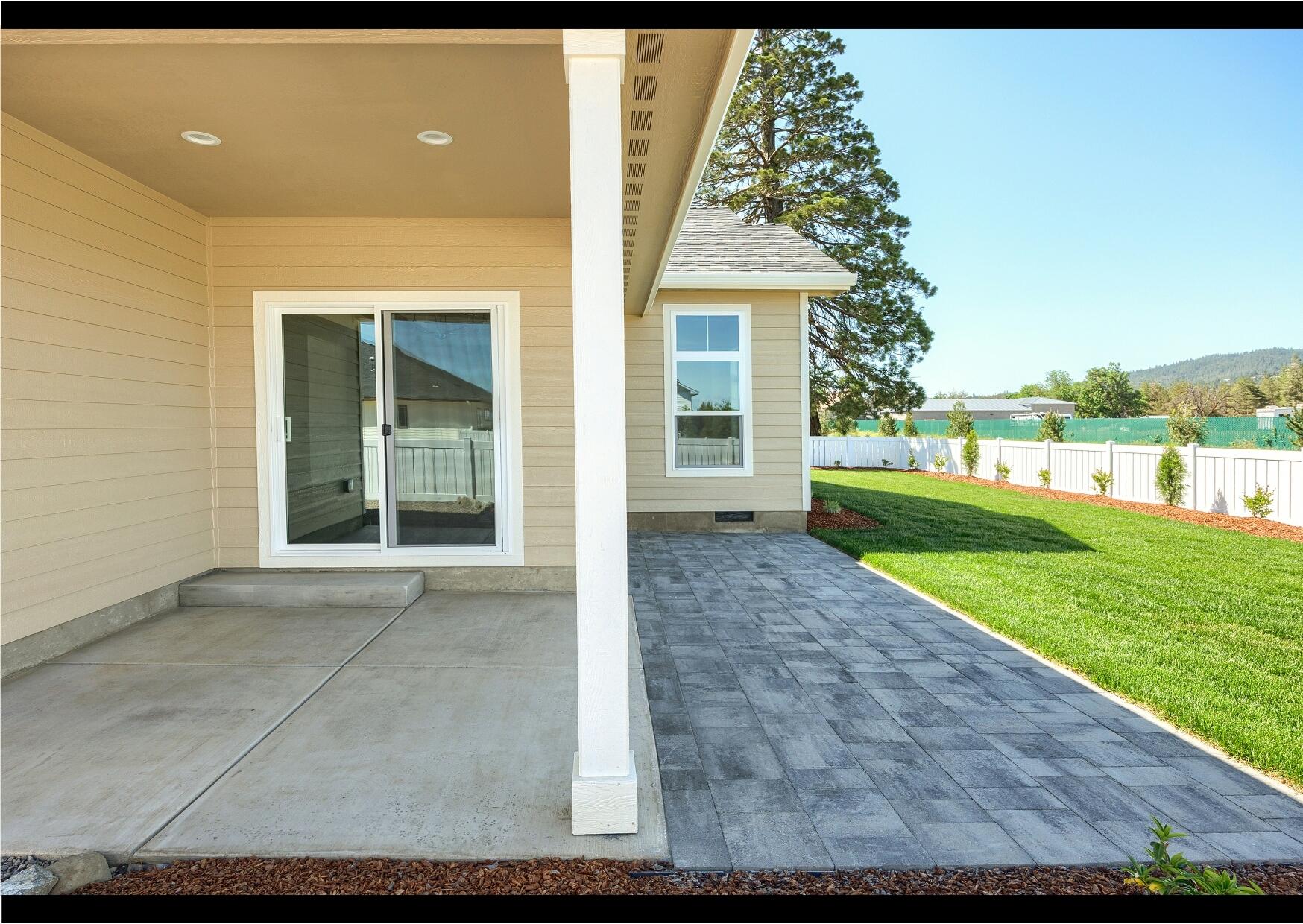 1417 River Run Street Central Point, OR 97502 - Photo 43 of 73 78