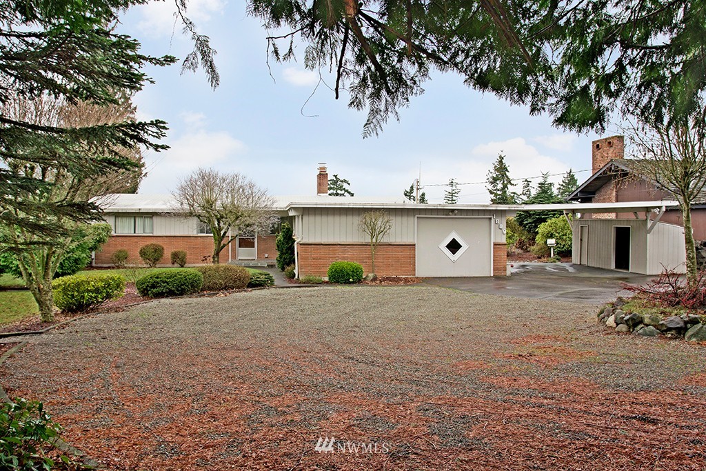 1809 Jones Avenue Northeast Renton, WA 98056 - Photo 1 of 10 Gallery Image 1