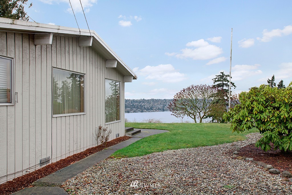 1809 Jones Avenue Northeast Renton, WA 98056 - Photo 10 of 10 Gallery Image 10