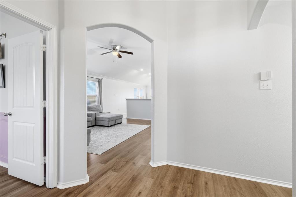 14316 Broomstick Road Fort Worth, TX 76052 - Photo 5 of 40